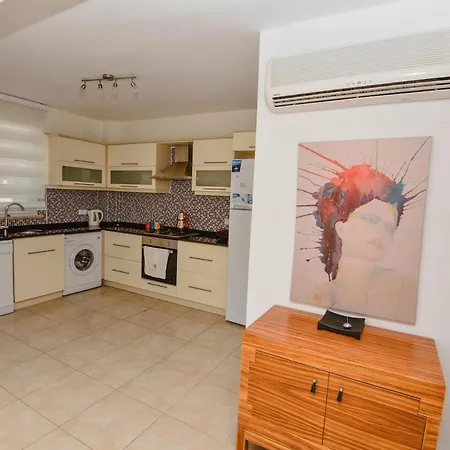 Maya The Royal Links