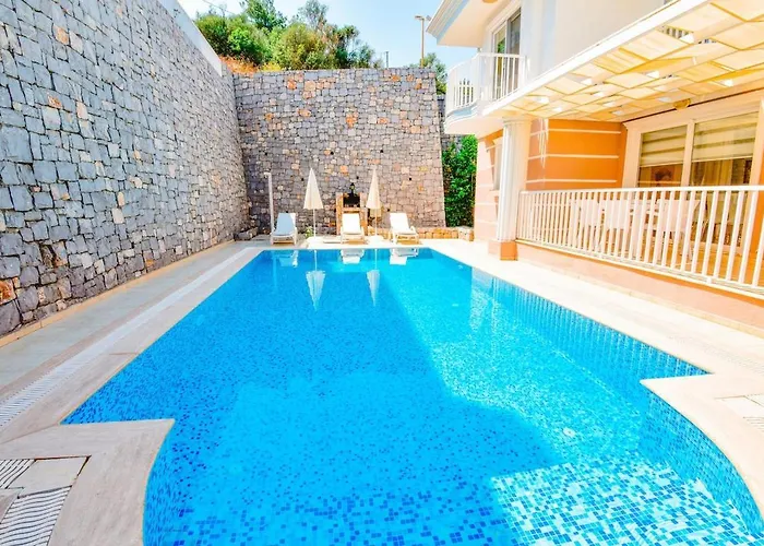 Maya The Royal Links Villa