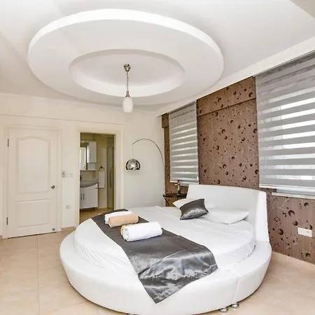 Βίλα Maya The Royal Links Sarigerme