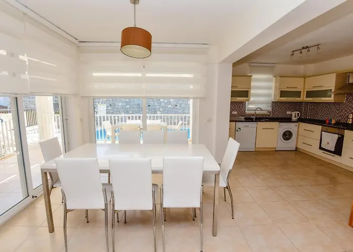 Maya The Royal Links Villa *